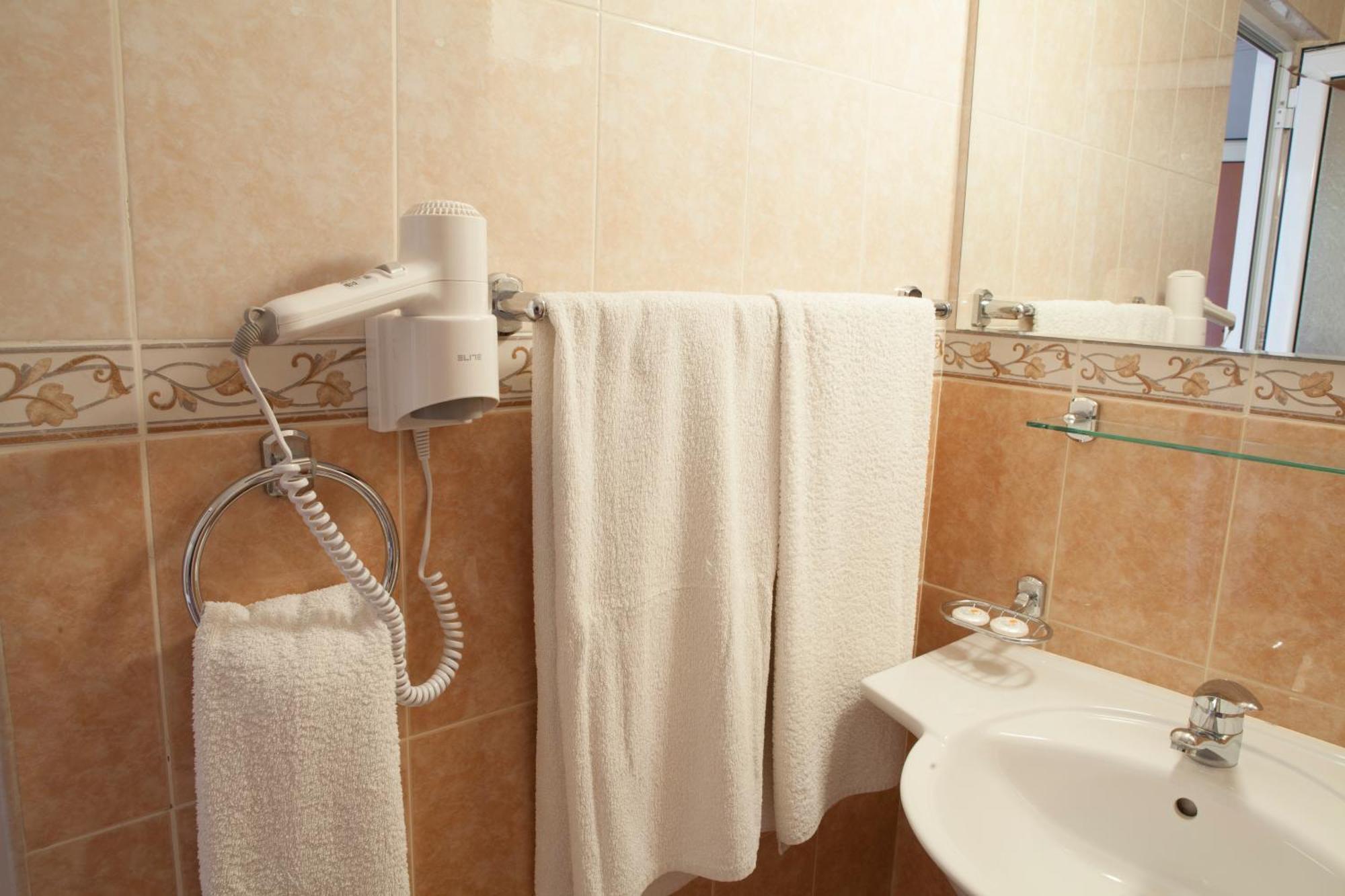 Hotel Sofia Beach Nesebar Bagian luar foto