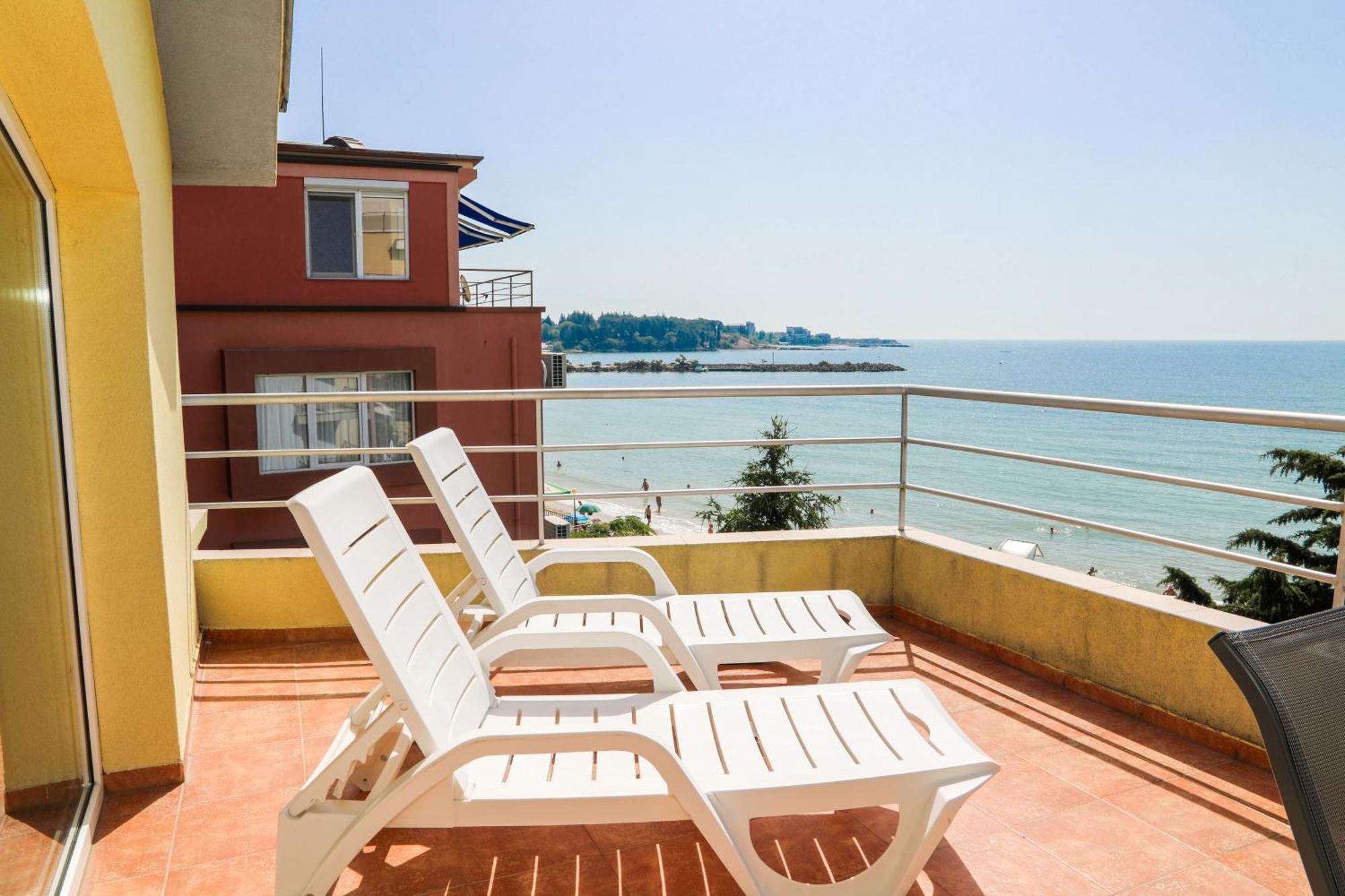 Hotel Sofia Beach Nesebar Bagian luar foto