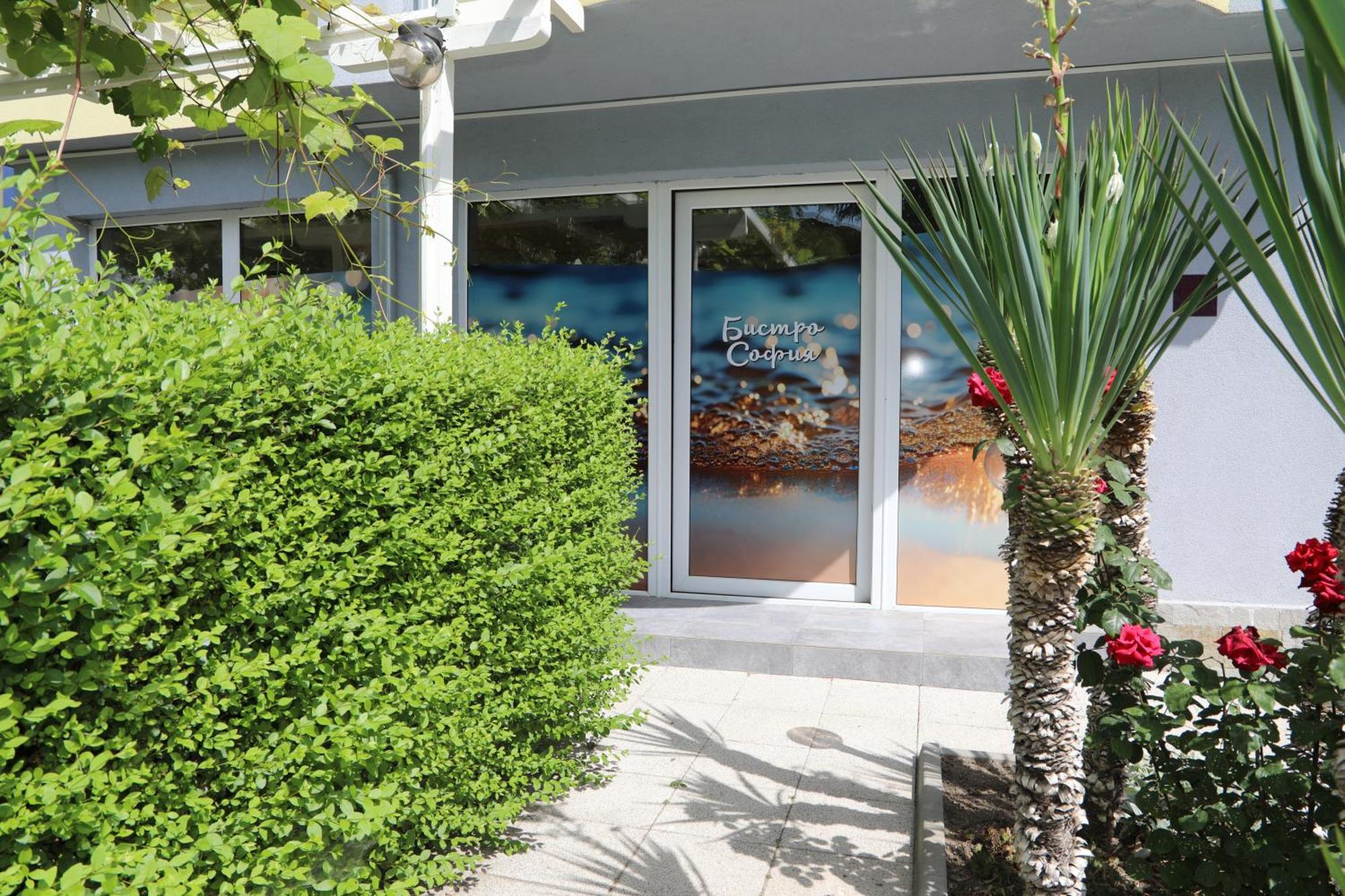 Hotel Sofia Beach Nesebar Bagian luar foto