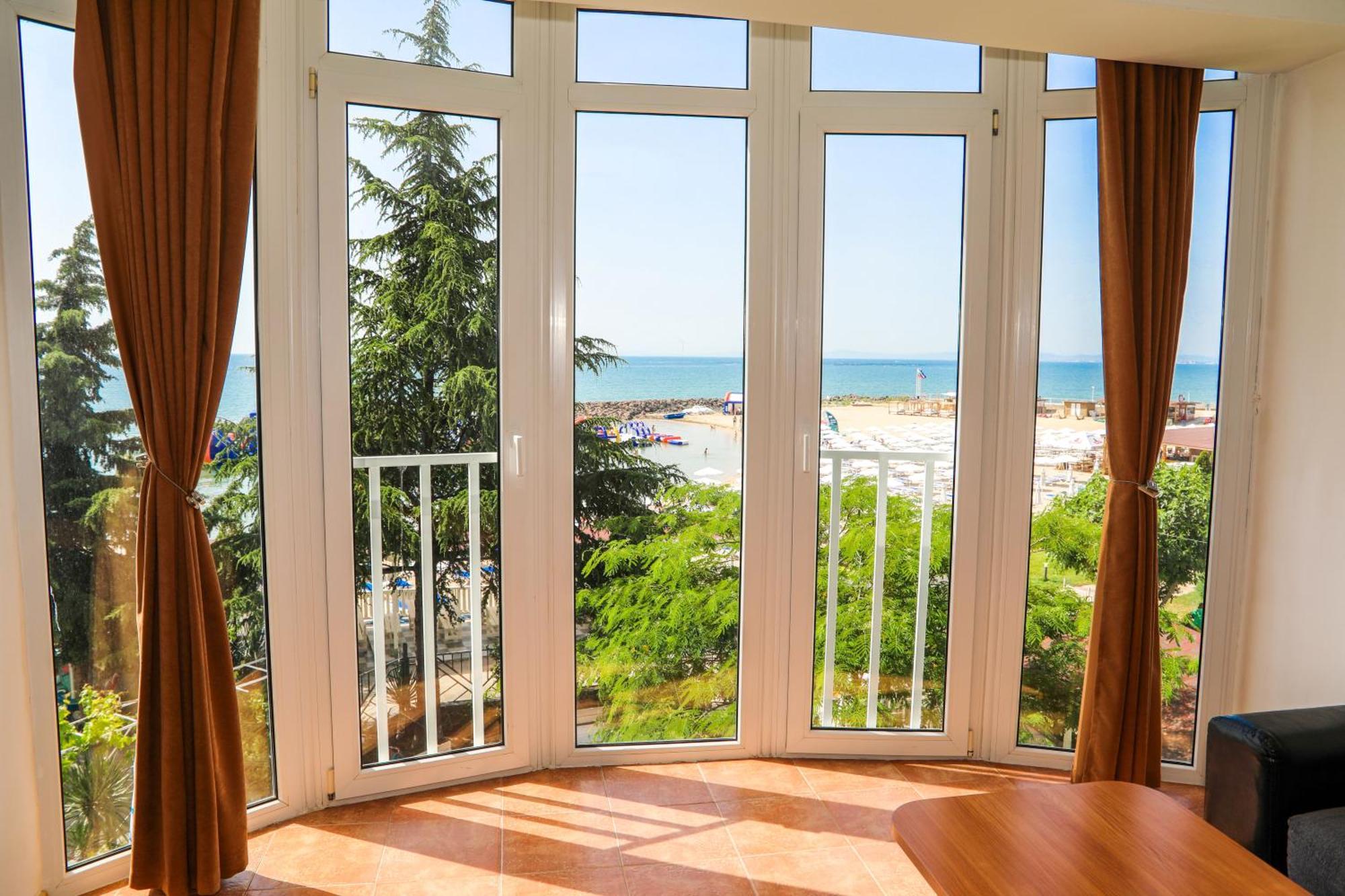 Hotel Sofia Beach Nesebar Bagian luar foto