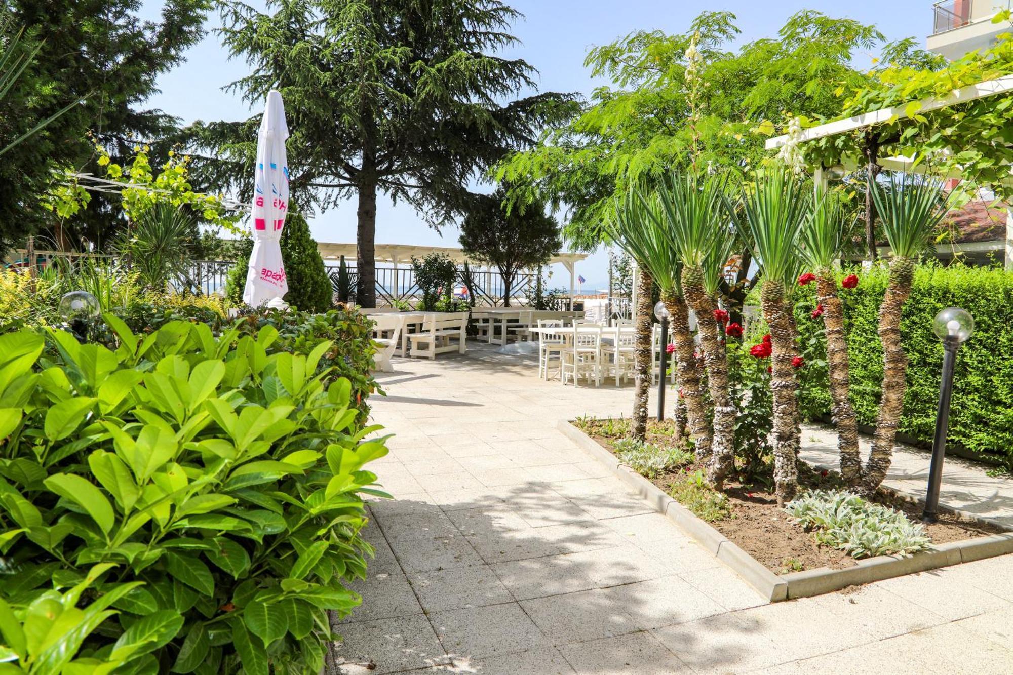 Hotel Sofia Beach Nesebar Bagian luar foto