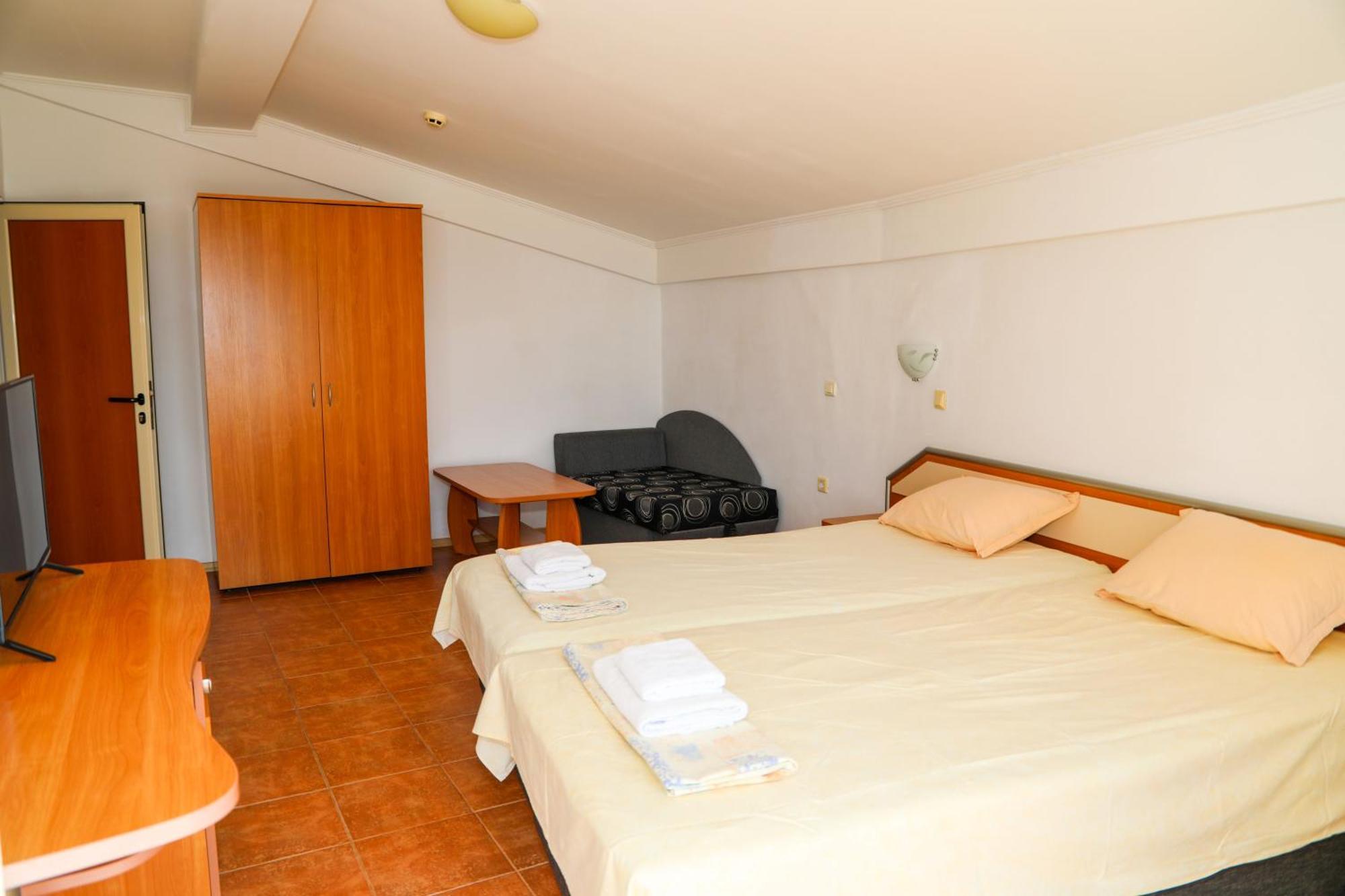 Hotel Sofia Beach Nesebar Bagian luar foto