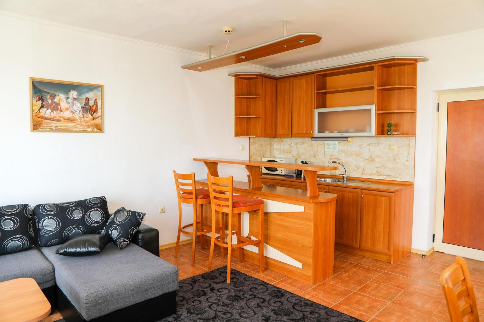 Hotel Sofia Beach Nesebar Bagian luar foto